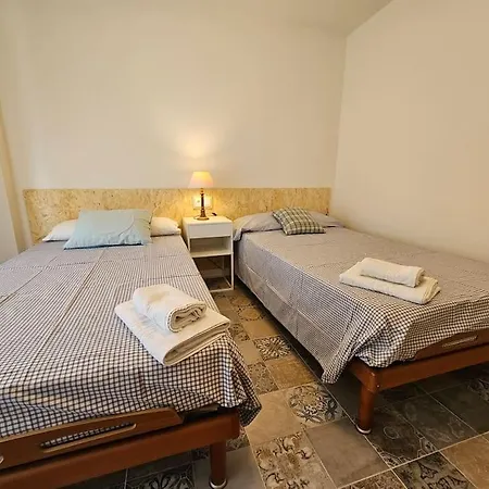 1a100 Moderno Y Acogedor By R2r Consulting