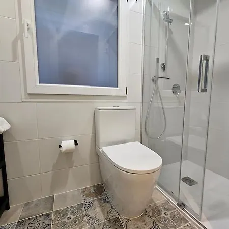 1a100 Moderno Y Acogedor By R2r Consulting *