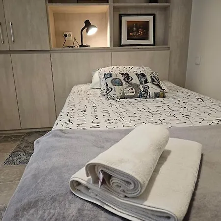 1a100 Moderno Y Acogedor